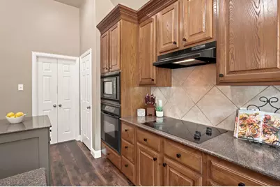 2510 Kodiak Circle, Euless, TX 76039 - Photo 11