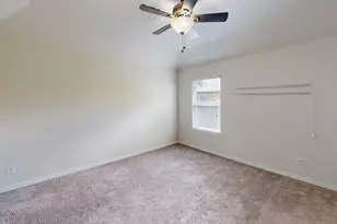 211 Copper Canyon Dr, Lewisville, TX 75067 - Photo 13