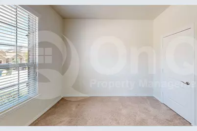 211 Copper Canyon Drive, Lewisville, TX 75067 - Photo 11