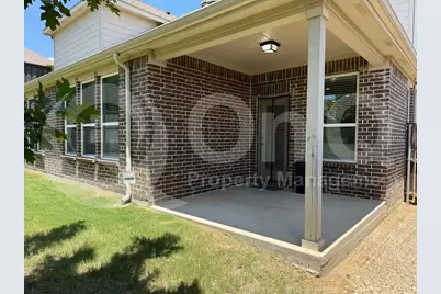 211 Copper Canyon Drive, Lewisville, TX 75067 - Photo 21