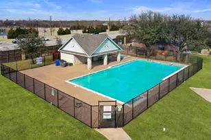 2201 Tailburton Ct, Little Elm, TX 75068 - Photo 21