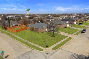 2201 Tailburton Ct, Little Elm, TX 75068 - Photo 3