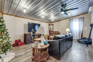 1590 Farm Rd 2352, Sumner, TX 75486 - Photo 33