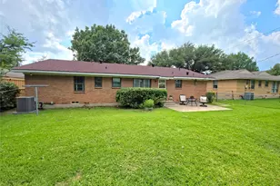 2522 Robin Ln, Garland, TX 75041 - Photo 33