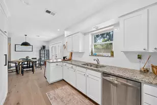 2838 Ermine Way, Farmers Branch, TX 75234 - Photo 11