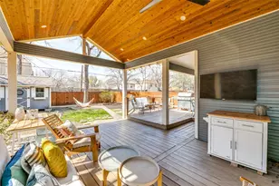 341 S Edgefield Ave, Dallas, TX 75208 - Photo 17