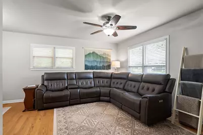 3860 W Spurgeon Street, Fort Worth, TX 76133 - Photo 7