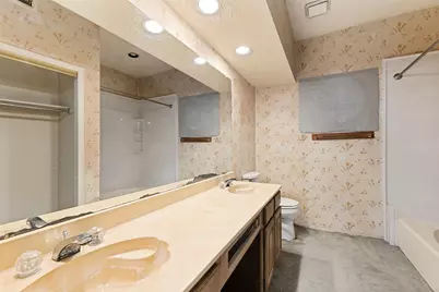 7151 Gaston Avenue #802, Dallas, TX 75214 - Photo 9