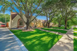 915 Stewart, Dallas, TX 75208 - Photo 3