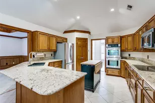 7921 Kendra Ln, North Richland Hills, TX 76182 - Photo 3