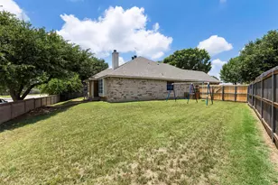 804 Tyler Ct, Burleson, TX 76028 - Photo 21