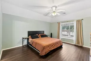 804 Tyler Ct, Burleson, TX 76028 - Photo 13