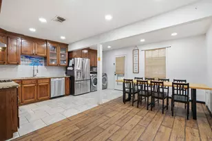 601 Park Ln, Denton, TX 76205 - Photo 7