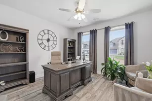1720 Benny Ln, Little Elm, TX 75068 - Photo 3