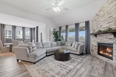 1720 Benny Lane, Little Elm, TX 75068 - Photo 5