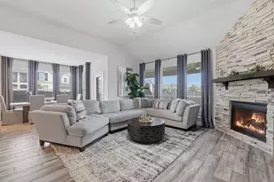 1720 Benny Ln, Little Elm, TX 75068 - Photo 5