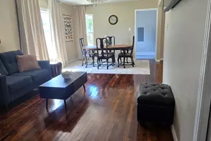 215 S 4th St, Jacksboro, TX 76458 - Photo 27