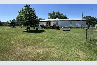 118 Rommel Court, Springtown, TX 76082 - Photo 15