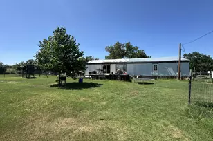 118 Rommel Ct, Springtown, TX 76082 - Photo 15