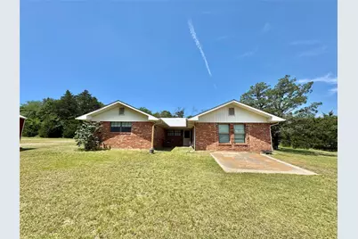 450 Woodbine Estates Road, Gainesville, TX 76240 - Photo 1
