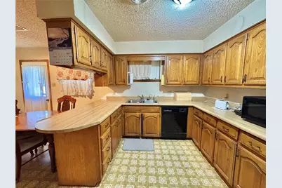 450 Woodbine Estates Road, Gainesville, TX 76240 - Photo 1