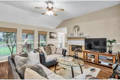 412 Glenbrook Drive, Kennedale, TX 76060 - Photo 3