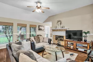 412 Glenbrook Dr, Kennedale, TX 76060 - Photo 3