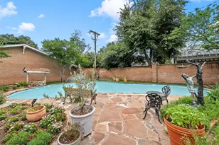 4924 Cobbs Dr, Waco, TX 76710 - Photo 5