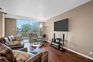 4924 Cobbs Dr, Waco, TX 76710 - Photo 3
