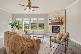 1086 Mickelson Dr, Granbury, TX 76048 - Photo 11