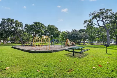 10025 Pinecrest Drive, Providence Village, TX 76227 - Photo 23