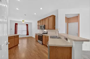 10025 Pinecrest Dr, Providence Village, TX 76227 - Photo 7