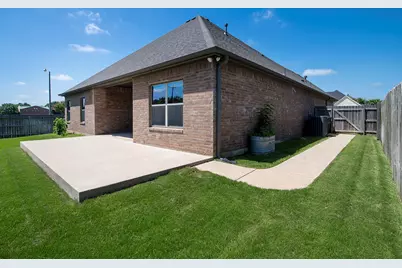 815 Chestnut Grove Drive, Cleburne, TX 76033 - Photo 19