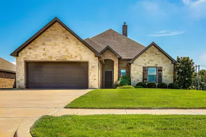 815 Chestnut Grove Drive, Cleburne, TX 76033 - Photo 1
