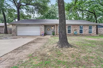 728 Lake Crest Parkway, Azle, TX 76020 - Photo 3