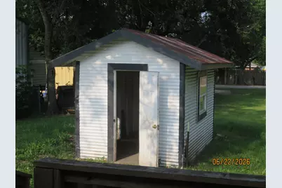 705 S Patterson Street, Campbell, TX 75422 - Photo 15