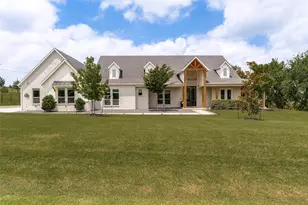 1404 Tucker Pl, Celina, TX 75009 - Photo 3