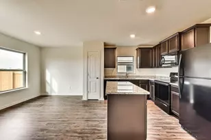 207 Liberty Ln, Venus, TX 76084 - Photo 5