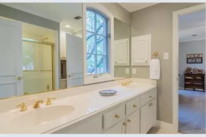7985 Caruth Court, Dallas, TX 75225 - Photo 15
