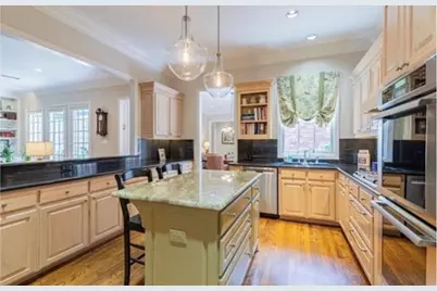 7985 Caruth Court, Dallas, TX 75225 - Photo 7
