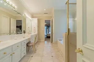 7985 Caruth Ct, Dallas, TX 75225 - Photo 11