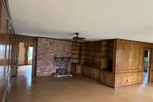 509 E Main St, Mexia, TX 76667 - Photo 9