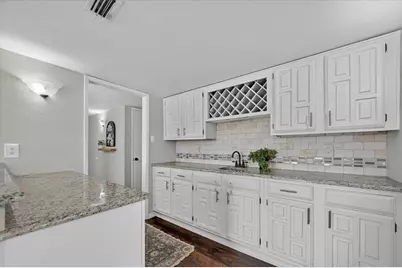 2021 Emory Oak Drive, Carrollton, TX 75007 - Photo 9