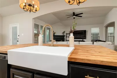 1028 Wildwood Drive, Joshua, TX 76058 - Photo 19