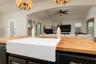 1028 Wildwood Dr, Joshua, TX 76058 - Photo 19