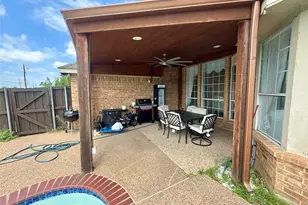 4304 Rock Springs Dr, Plano, TX 75024 - Photo 11