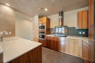 2323 N Houston St, Dallas, TX 75219 - Photo 15