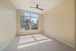 2323 N Houston St, Dallas, TX 75219 - Photo 17