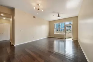 2323 N Houston St, Dallas, TX 75219 - Photo 11