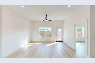 4416 Fatima Drive, Irving, TX 75062 - Photo 3